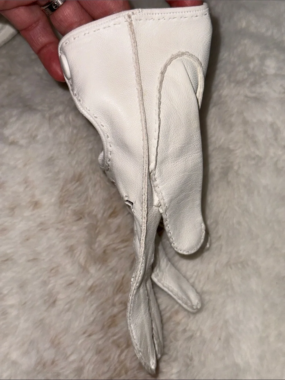 Bottega Veneta White Leather Driving Gloves with Perforated Details